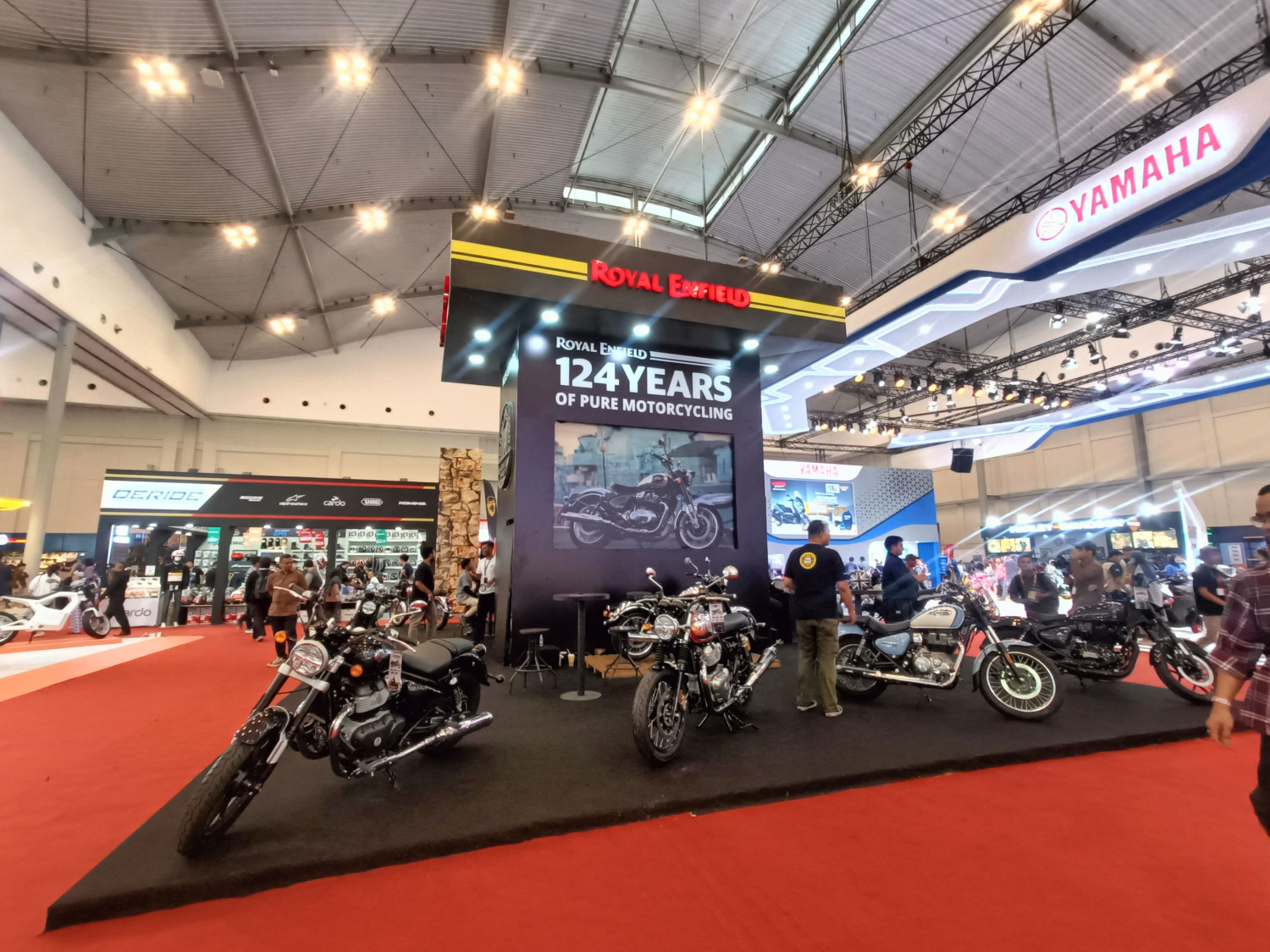 Royal Enfield Hadir di IMOS 2025, Semua Varian Dibawa Lengkap