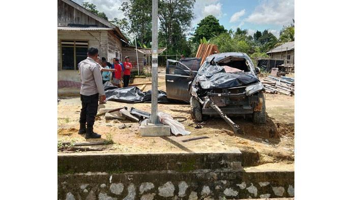 Wajah Pajero Sport Acak-acakan Duel Lawan Tiang Listrik, Nasib Tragis Dialami Sopir