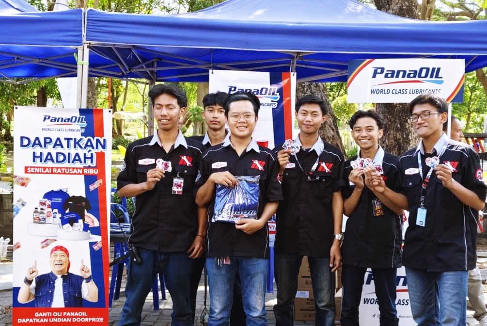 Gandeng ITS Surabaya, PanaOil Kasih Oli dan Servis Gratis Buat Ratusan Kendaraan