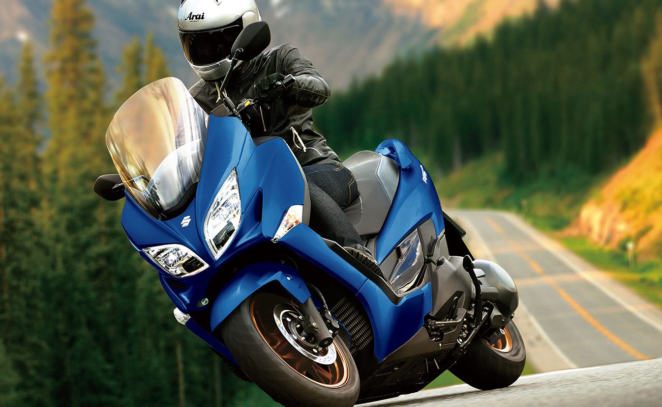 Skutik 400 Cc Baru Suzuki Punya Tampilan Sporty, Segini Konsumsi Bensinnya