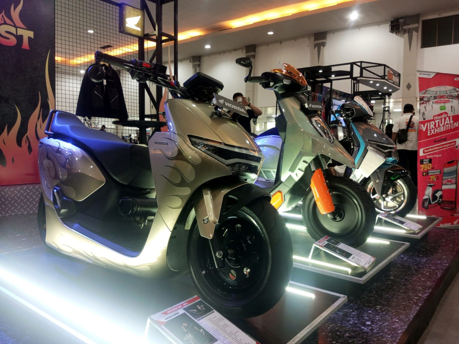 Siap Mejeng di Mooneyes Jepang, Stylo 160 Garapan HDRP 2025 Tebar Pesona di Kustomfest 2025
