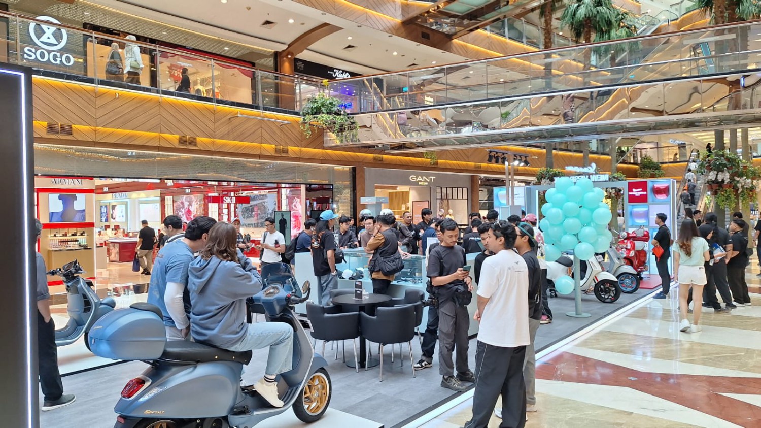 Vespa Gelar Pameran di Pondok Indah Mall, Ada Diskon Sampai Rp 13 Juta!