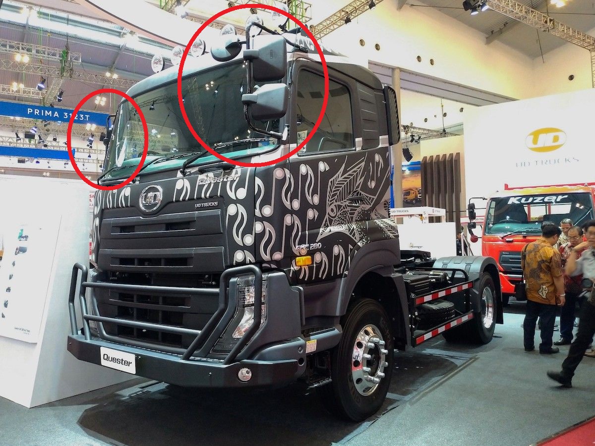 Berasa Berat Sebelah, Ternyata Ini Alasan Jumlah Kaca Spion Truk Sebelah Kiri Lebih Banyak Dari Kanan
