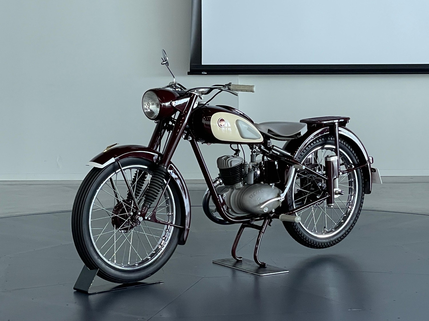 Bertemu Langsung Dengan Motor Pertama Yamaha di Jepang, Seperti Ini Detailnya