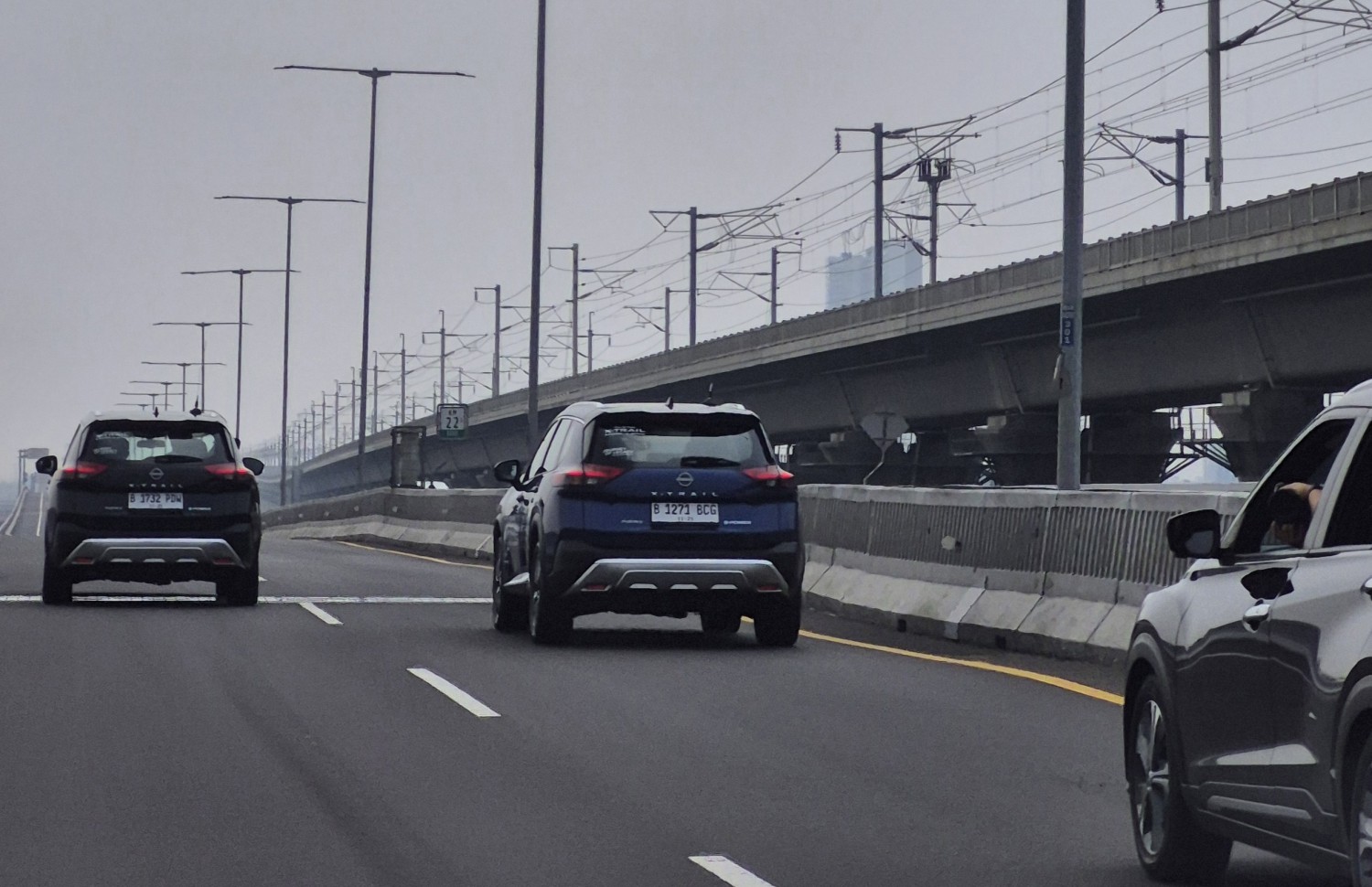 Kenapa Ban Mobil Bisa Pecah di Jalan Tol? Ini Penjelasan Ahlinya