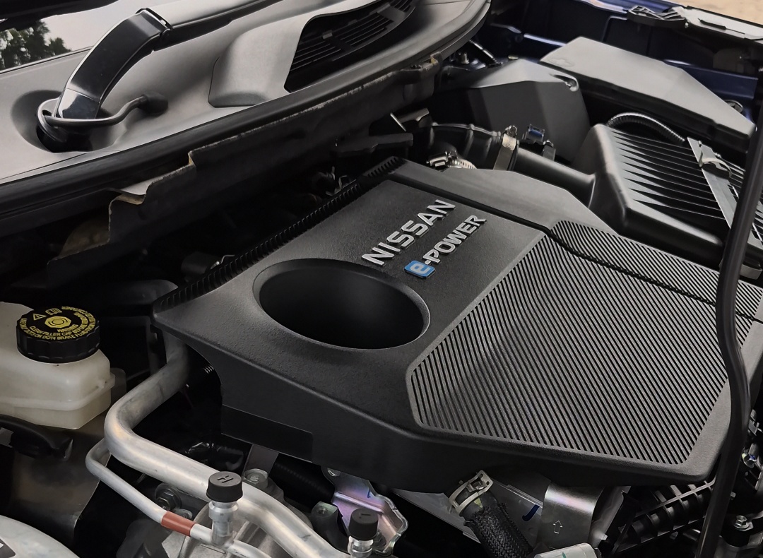 Sensasi Akselerasi Instan di X-Trail e-POWER, Tanpa Delay Mesin!