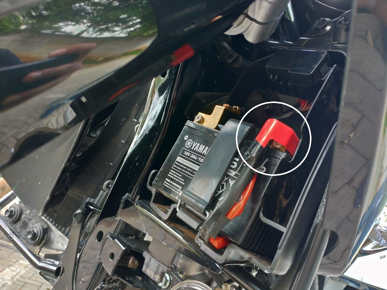 Ternyata Melepas Aki Motor Bekas Gak Boleh Asal, Begini Triknya