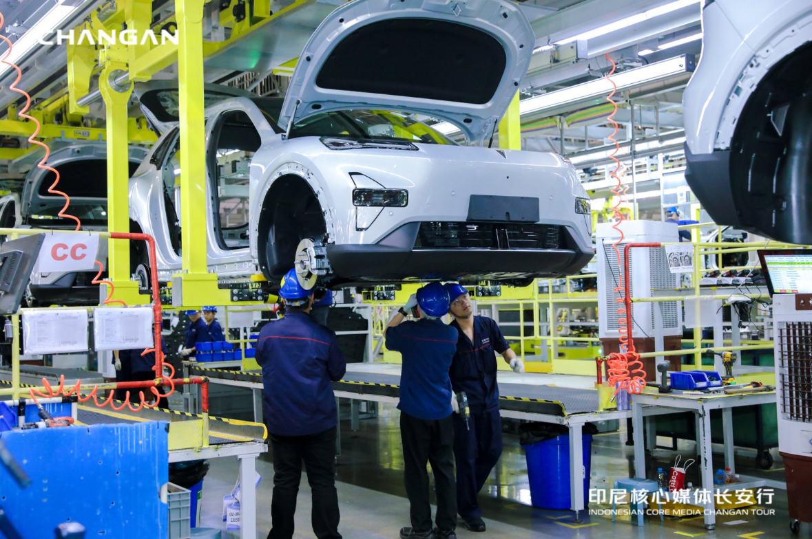 Changan Meluncur di Indonesia Minggu Depan, Bawa Dua Mobil Ini