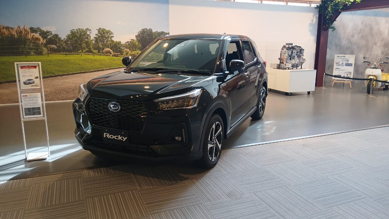 Hiroyuki Takura, Sosok Dibalik Daihatsu Rocky e-Smart Hybrid Sistem Seri-Paralel.