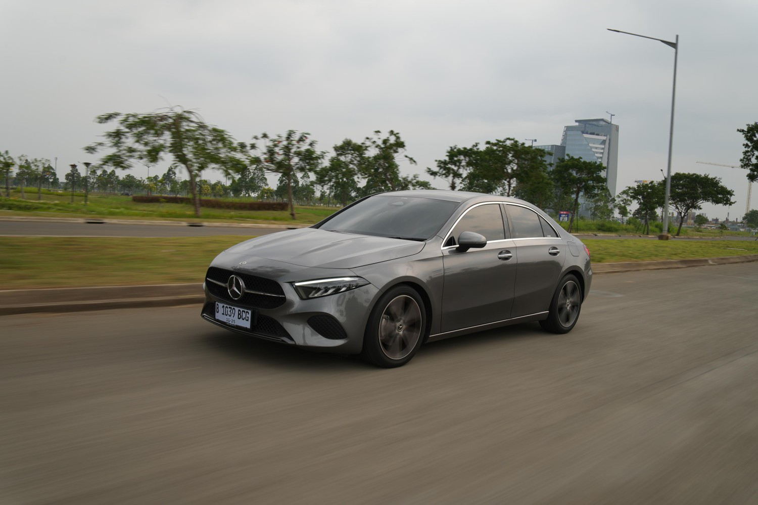 Irit Dipakai Ke Luar Kota, Mercedes-Benz A200 Bisa Jalan Sejauh Ini