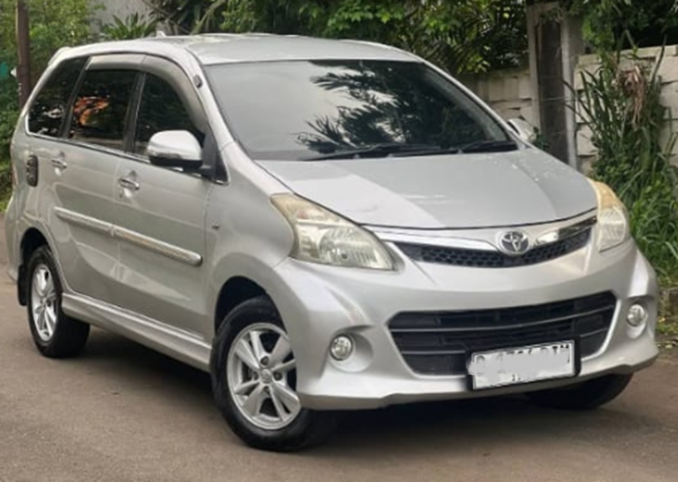Toyota, Toyota Avanza, Lagi Cari Mobil Bekas Buat Mudik, Nih Toyota Avanza 2012 Cuma Segini