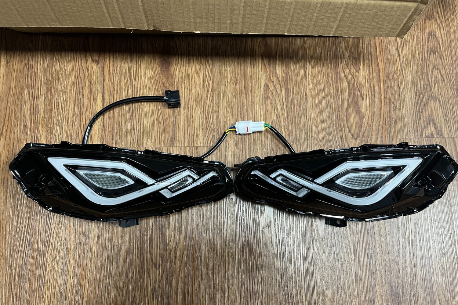 GMA Luncurkan JPA X Vision, Stoplamp Yamaha XMAX Bernuansa Mobil Eropa