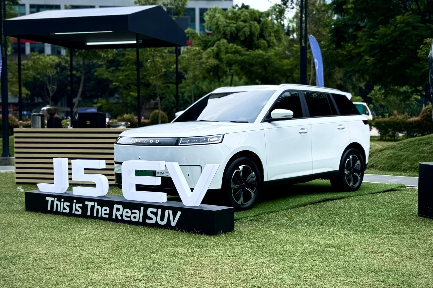 Gercep! Jaecoo J5 EV Resmi Meluncur di Yogyakarta, Rival Bisa Jantungan Lihat Harganya