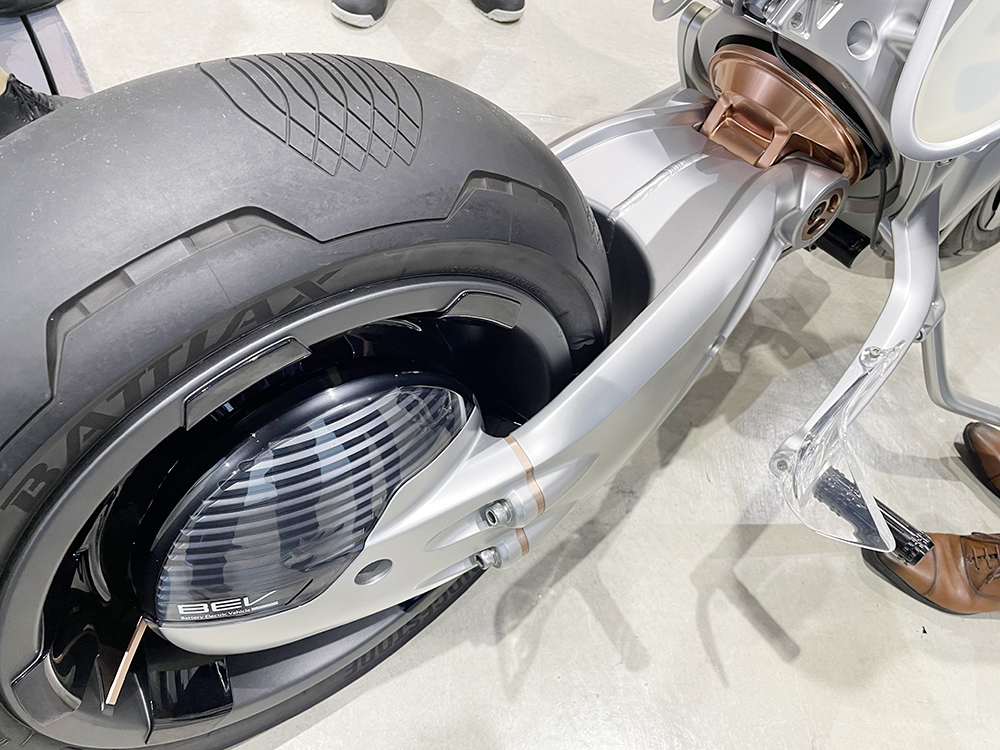 Motor Yamaha Yang Enggak Bisa Jatuh Ini Dia Yamaha MOTOROiD2