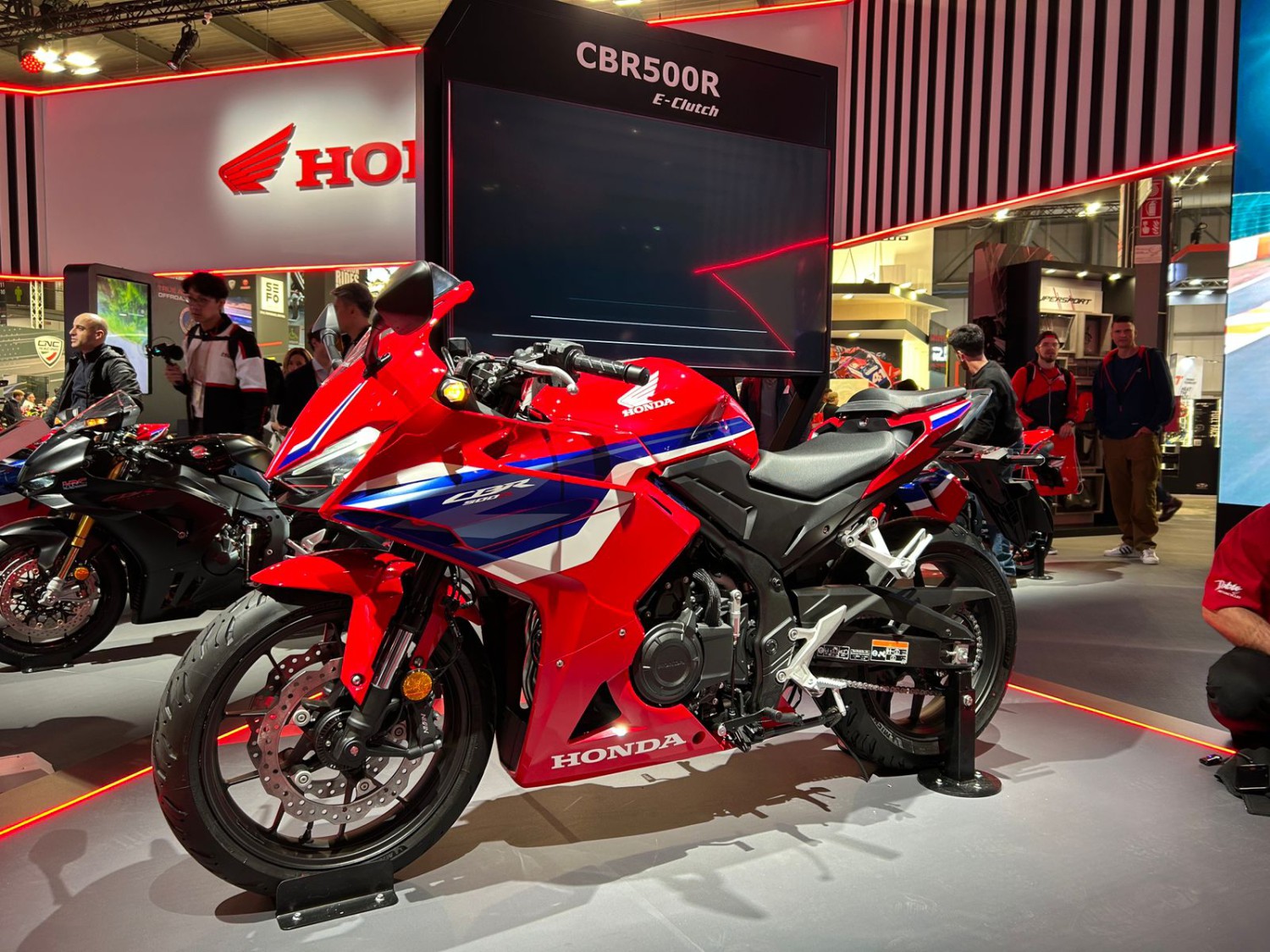 Honda Update Line Up Sport 500 cc Dengan e-Clutch, Bawa Moge Lebih Nyaman