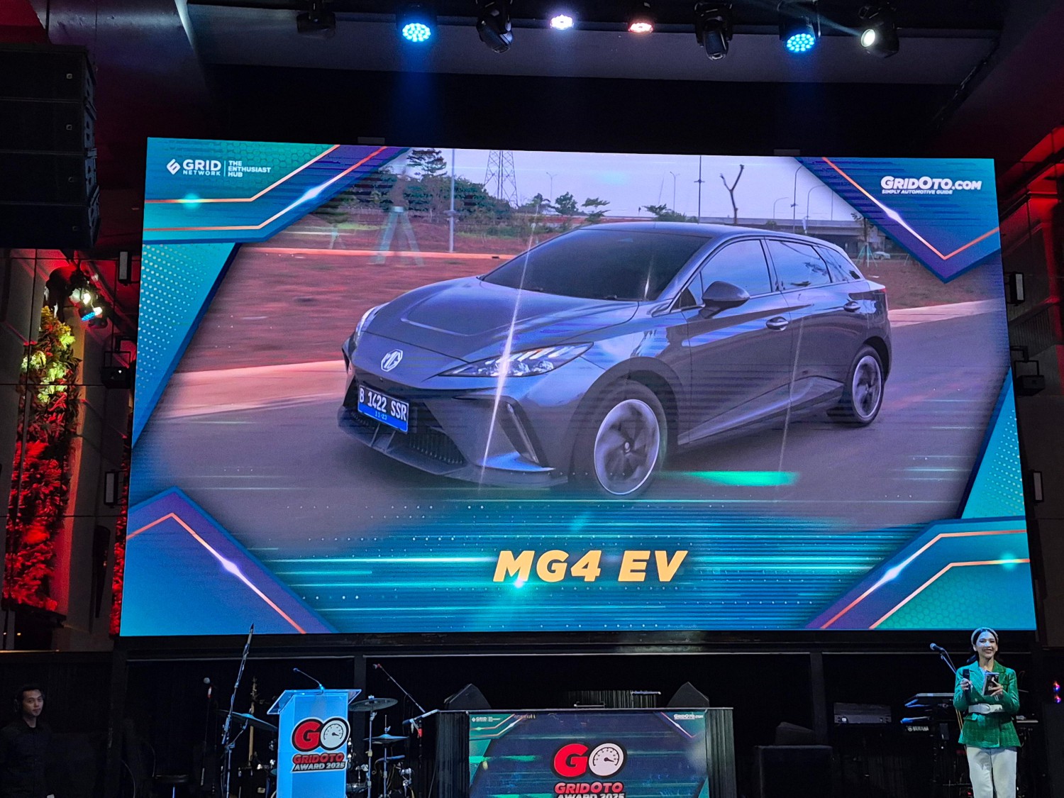 Keren! MG4 EV Jadi The Most Stylish EV di GridOto Award 2025