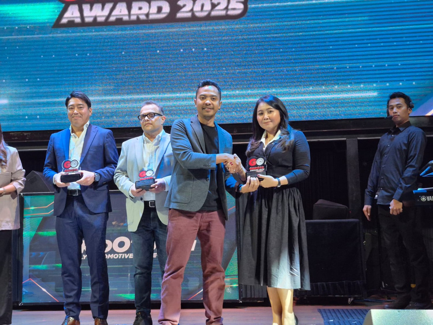 Terbukti Pencapaian Mazda Raih Gelar The Best Big SUV di GridOto Award 2025
