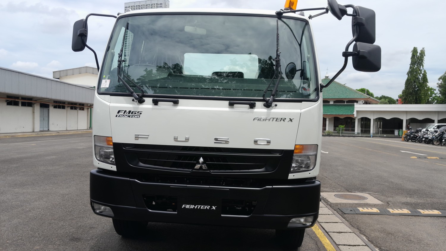 Intip Lebih Dekat Spesifikasi Fighter X FM65F, Si Kuat dari Mitsubishi Fuso