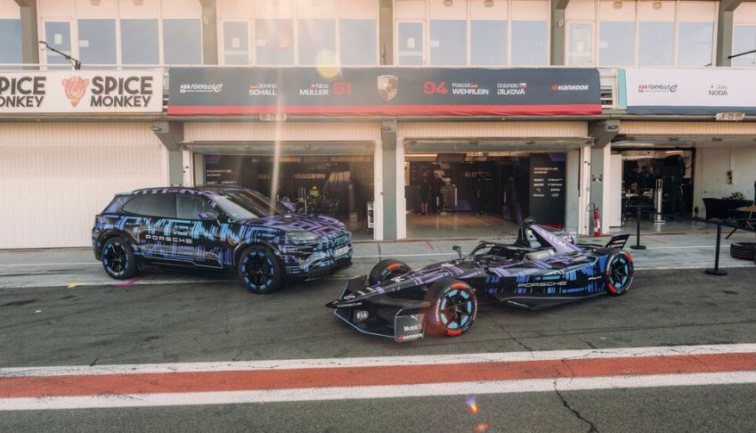 Porsche, Porsche Cayenne, Dibekali Inovasi Balap Formula E, Porsche Cayenne Electric Bisa Tempuh 300 Km Modal Ngecas 10 Menit