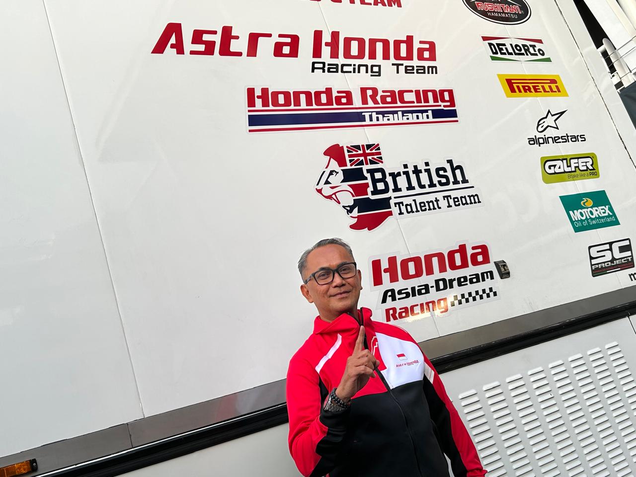 Selain Balap, Veda Ega dan Ramadhipa Ternyata Sekolah di Eropa