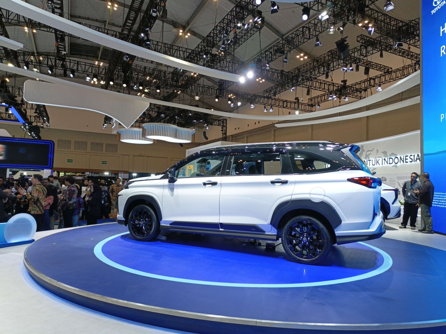 Ini Fitur di Toyota Veloz Hybrid yang Resmi Meluncur di Indonesia