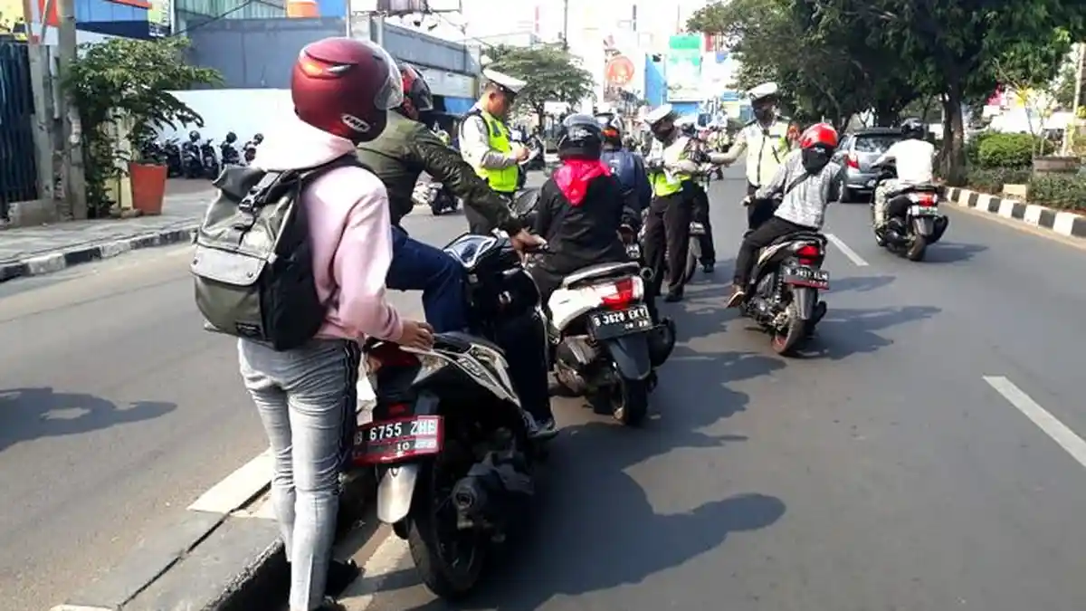Incar Tujuh Pelanggaran, Ini Dugaan Titik Lokasi Razia Operasi Zebra 2025 di Depok