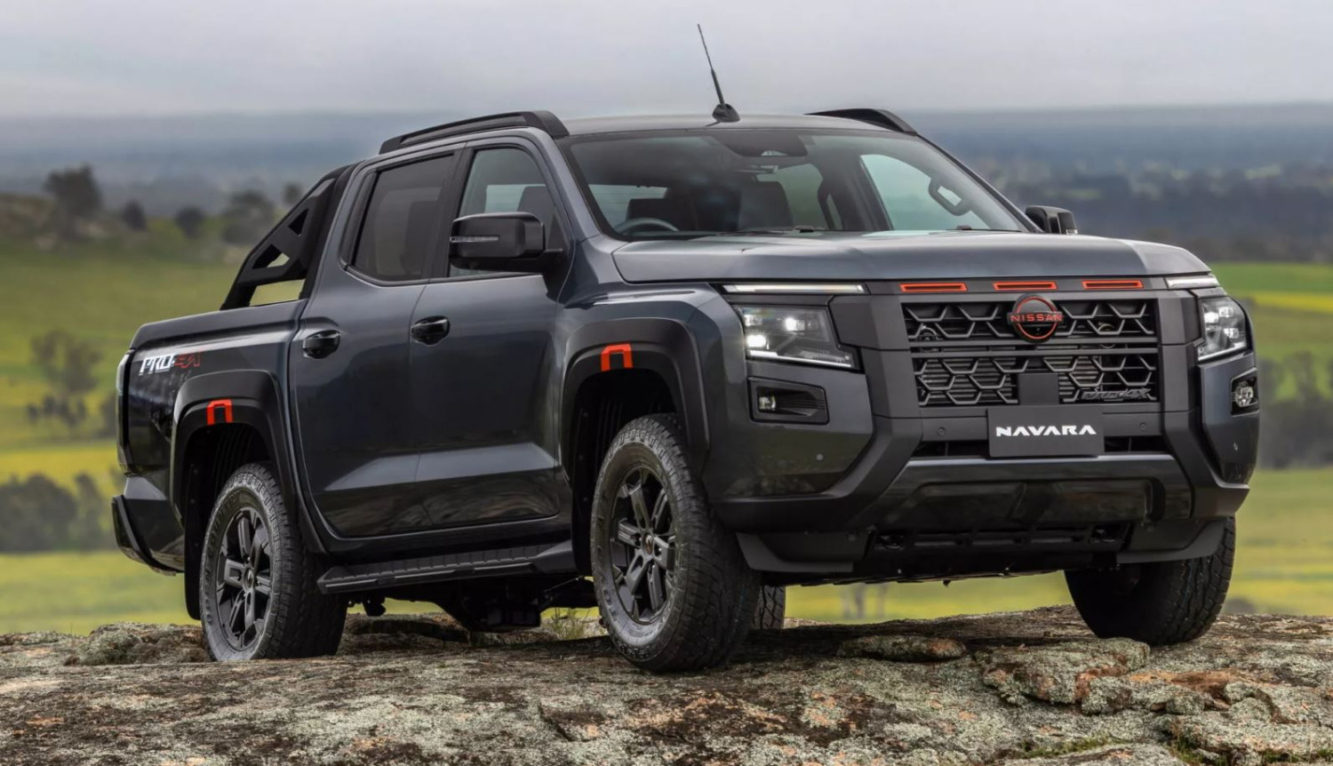 Nissan Navara Generasi Baru Tampil Garang, Punya DNA Mitsubishi Triton