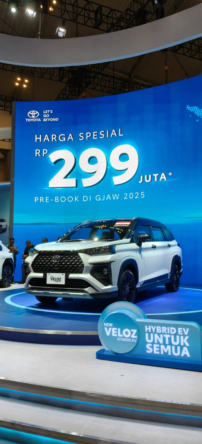 Toyota, Toyota Veloz Hybrid Lahir, Pasar Avanza Diyakini Tetap Aman