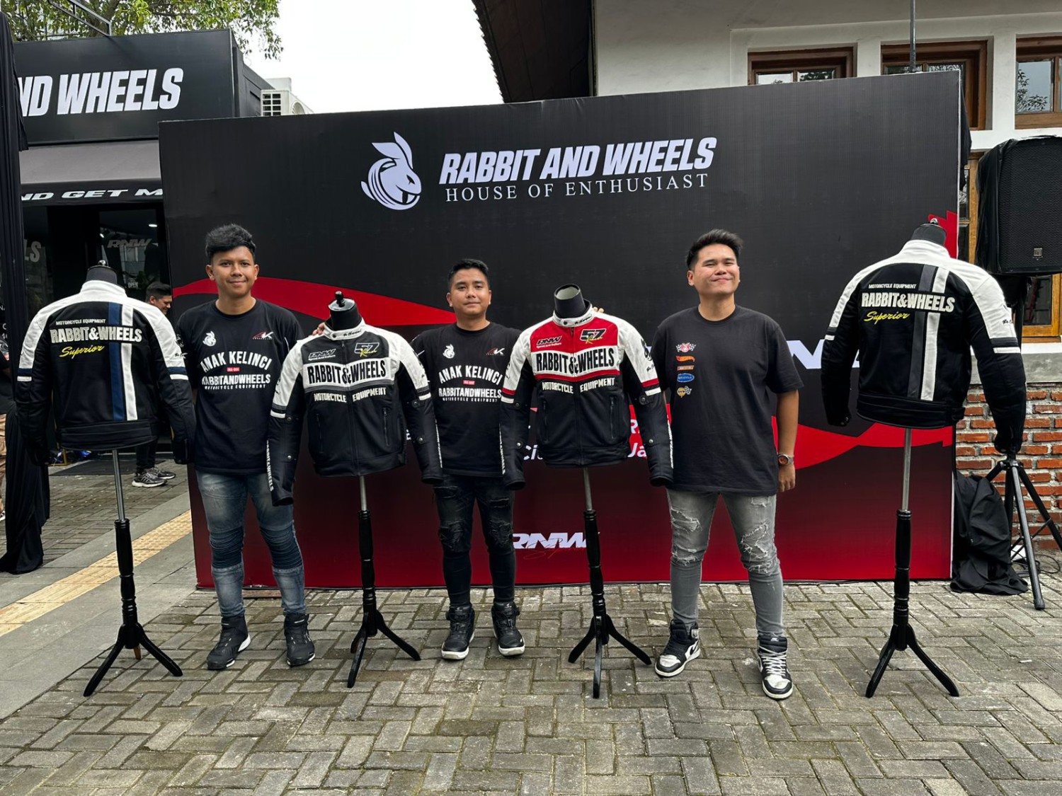 Rabbit and Wheels Buka Toko Kedua di Bandung, Luncurkan Jaket New Combo Device Teknologi Mesh 2.0