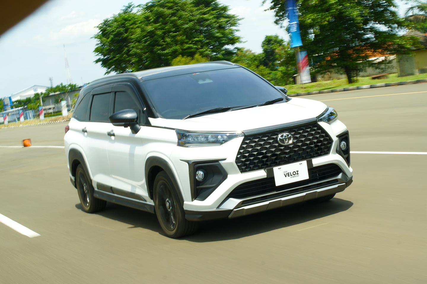 Toyota, Irit dan Canggih, Toyota Veloz Hybrid Berpotensi Goyang Beberapa Model Ini