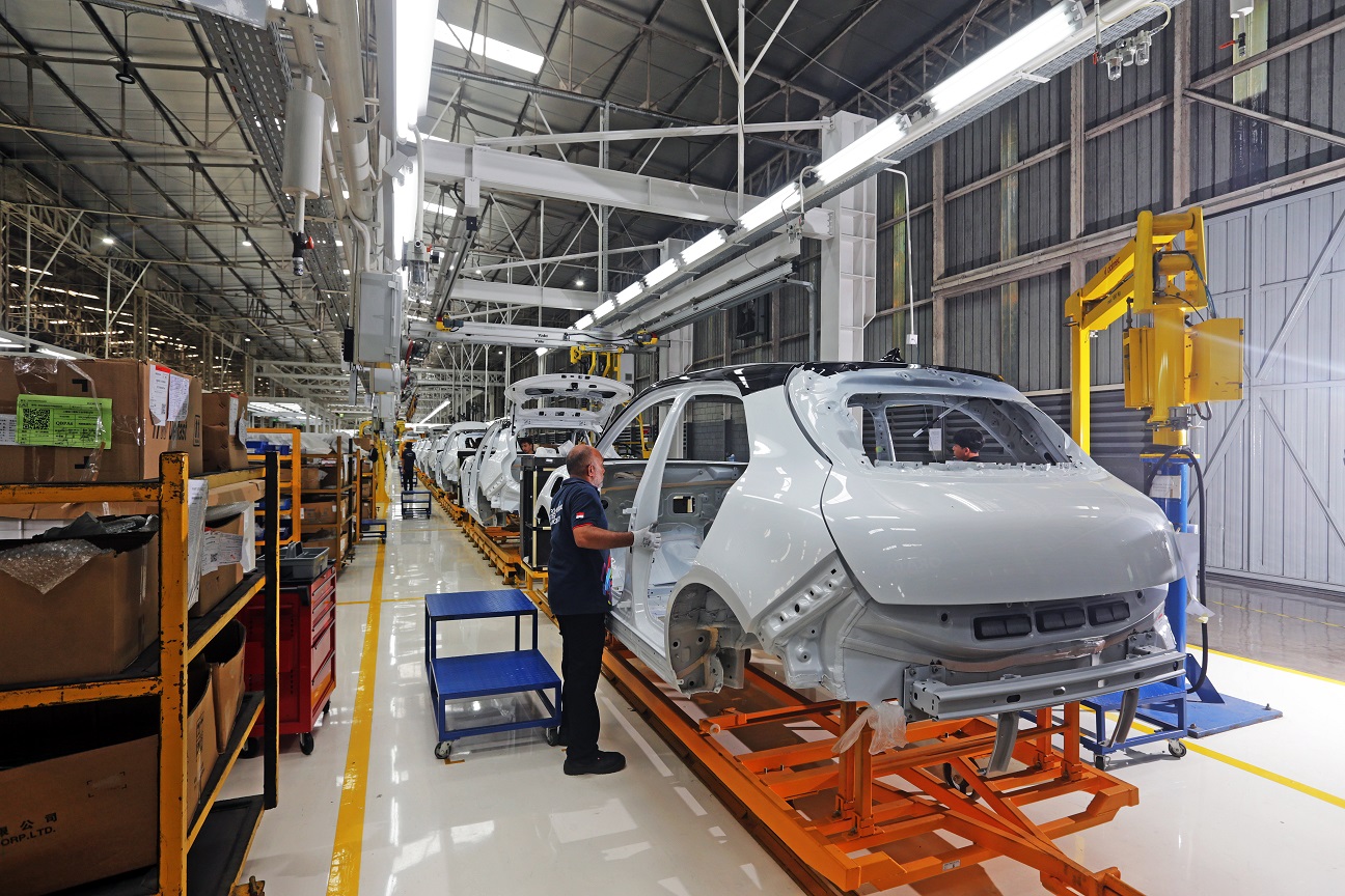 Mobil Listrik GWM ORA 03 Resmi Berstatus CKD, Akta Lahir Tercatat di Bogor