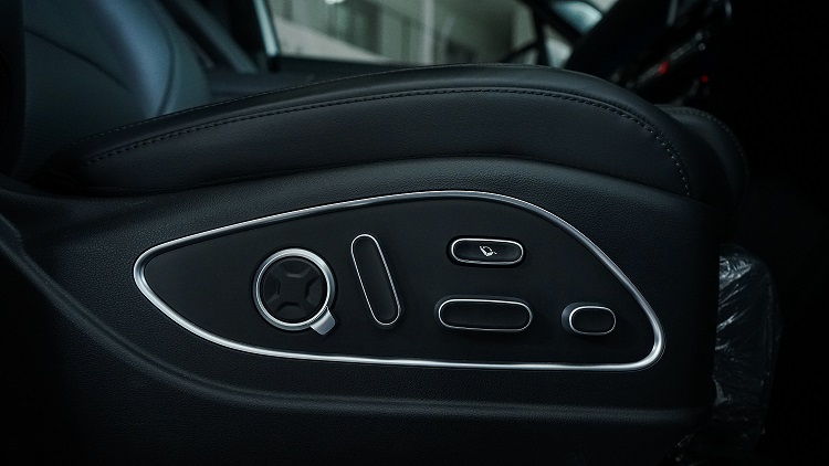 Jok Hyundai Palisade Hybrid Viral di GJAW 2025, Setara Kabin Kelas Satu Pesawat Karena Ada Ini