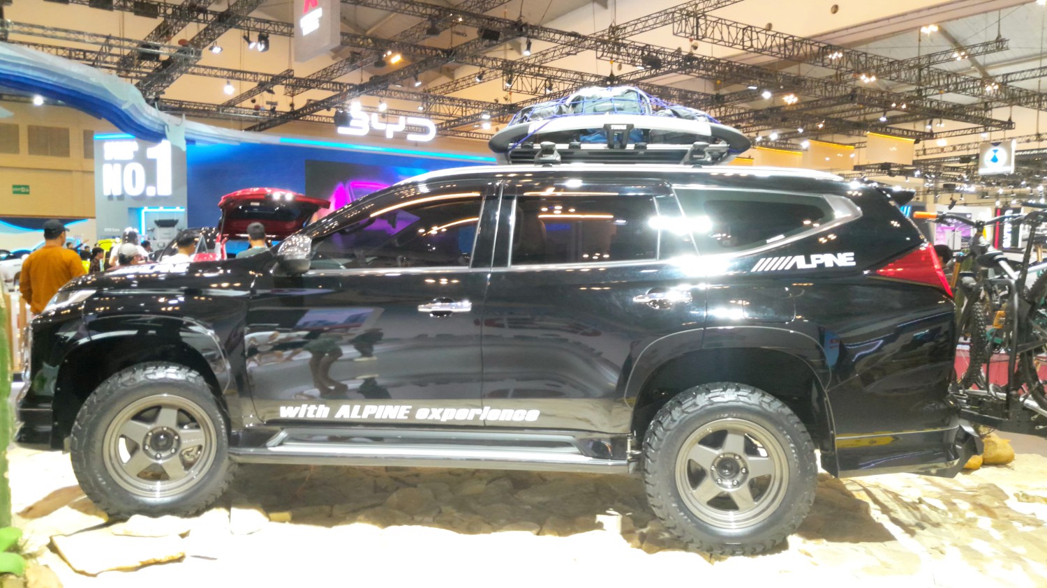 Pajero Sport Tetap Jadi SUV Favorit Berkat Fitur Lengkap dan Performa Tangguh