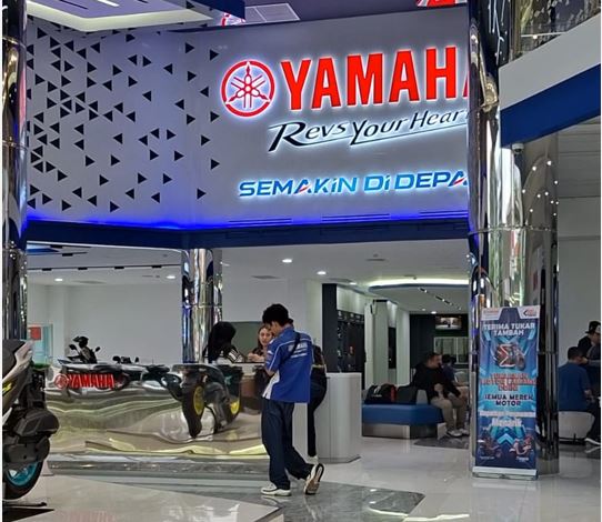 Yamaha Flagship Shop Semarang Pamer Dua Moge Andalan Pabrikan Garpu Tala