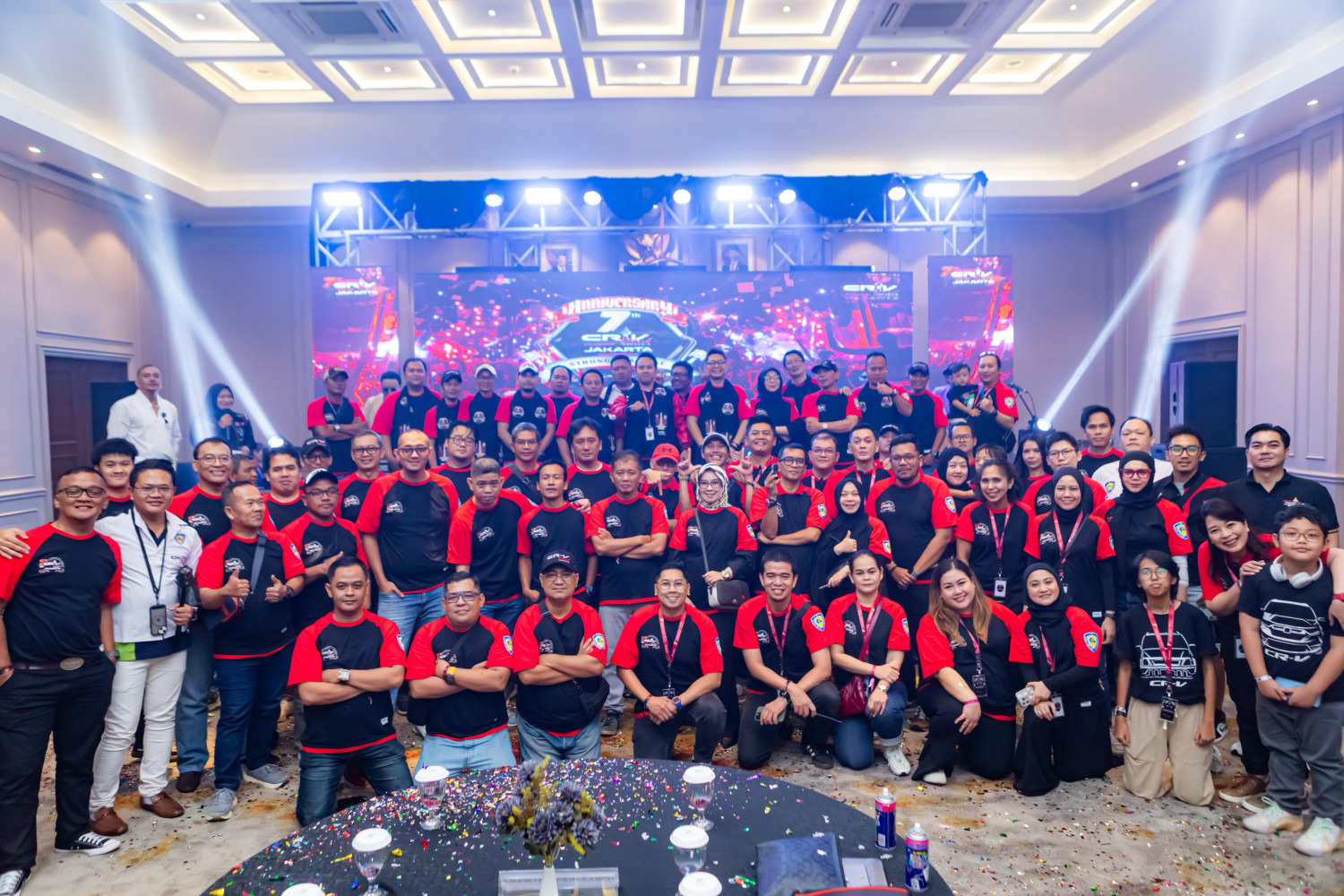 Rayakan Ultah ke-7, CR-V Club Indonesia Chapter Jakarta Berbagi dengan Anak Yatim