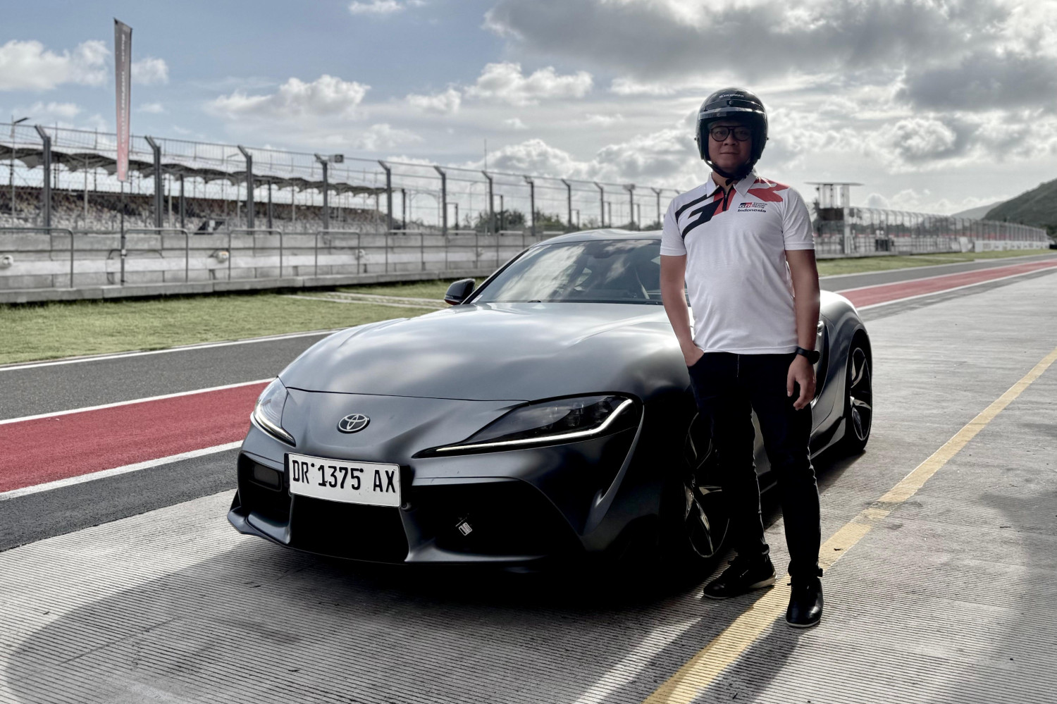 Berpacu Dengan 382 Daya Kuda, Toyota Supra Libas Sirkuit Mandalika