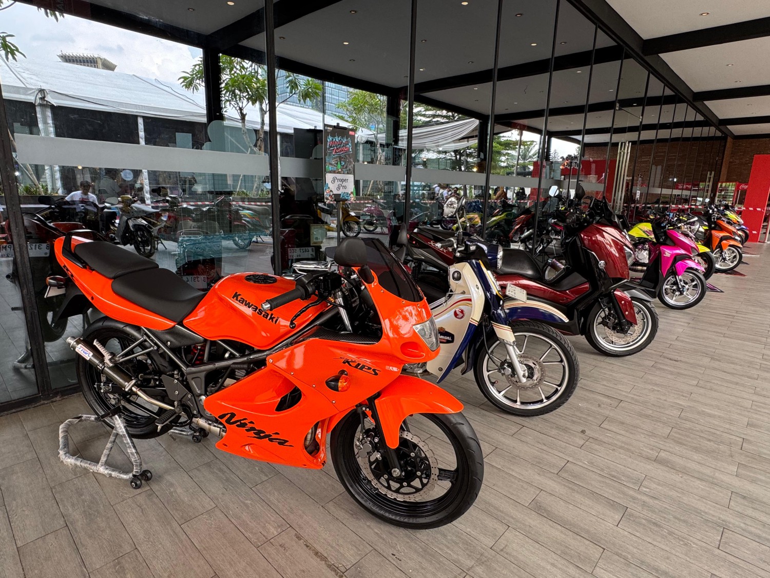 MaxDecal Art Party 2025, Pesta Kreativitas Akbar Satukan 170 Seniman, 50 Modifikator dan EKRAF