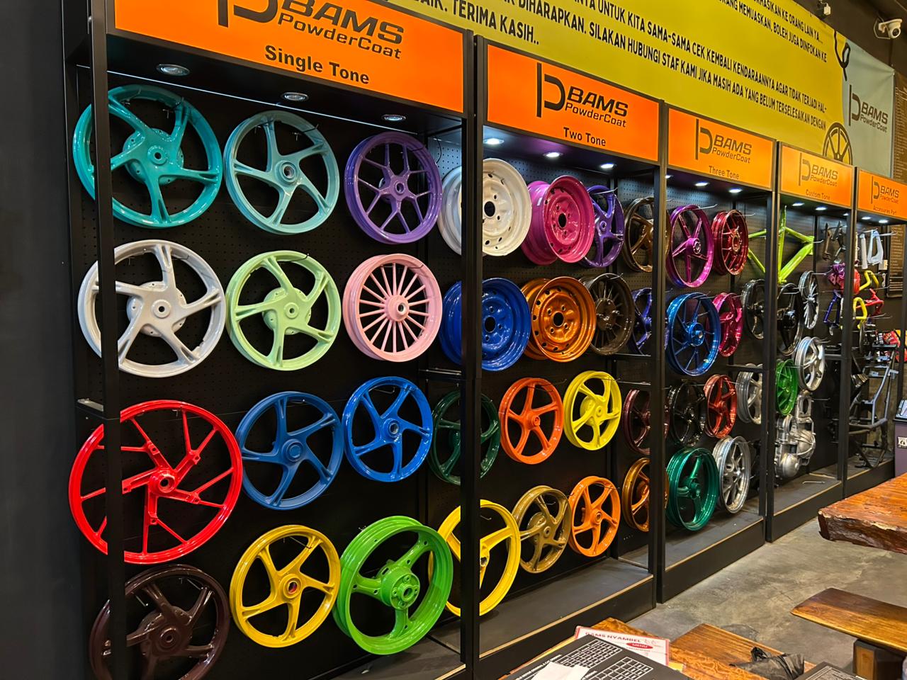 Di Bams PowderCoat, Powder Coating Komponen Motor dan Mobil Bisa Ditunggu