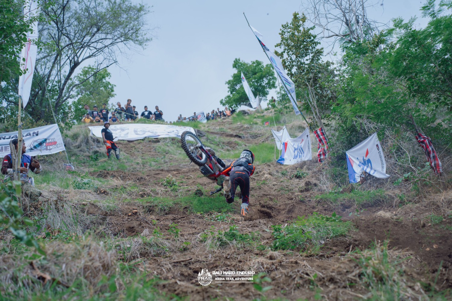 Perkuat Brand di Dunia Balap Offroad, IPONE Dukung Bali Hard Enduro 2025