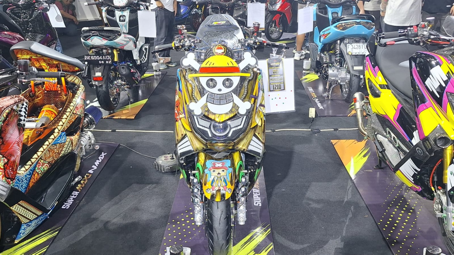 Angkat Tema One Piece, Yamaha NMAX Asal Makassar Jadi Juara di Final CustoMAXI 2025