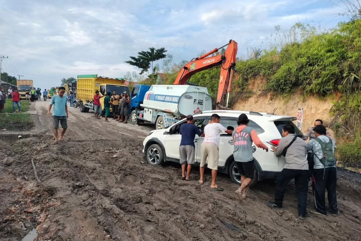 Data Kementerian PU, Ini 10 Provinsi Dengan Rekor Jalan Rusak Terbanyak