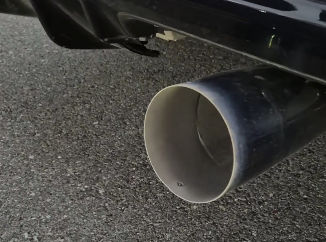 Bau Gosong Muncul Setelah Mobil Jalan Jauh, Ini Komponen yang Rentan