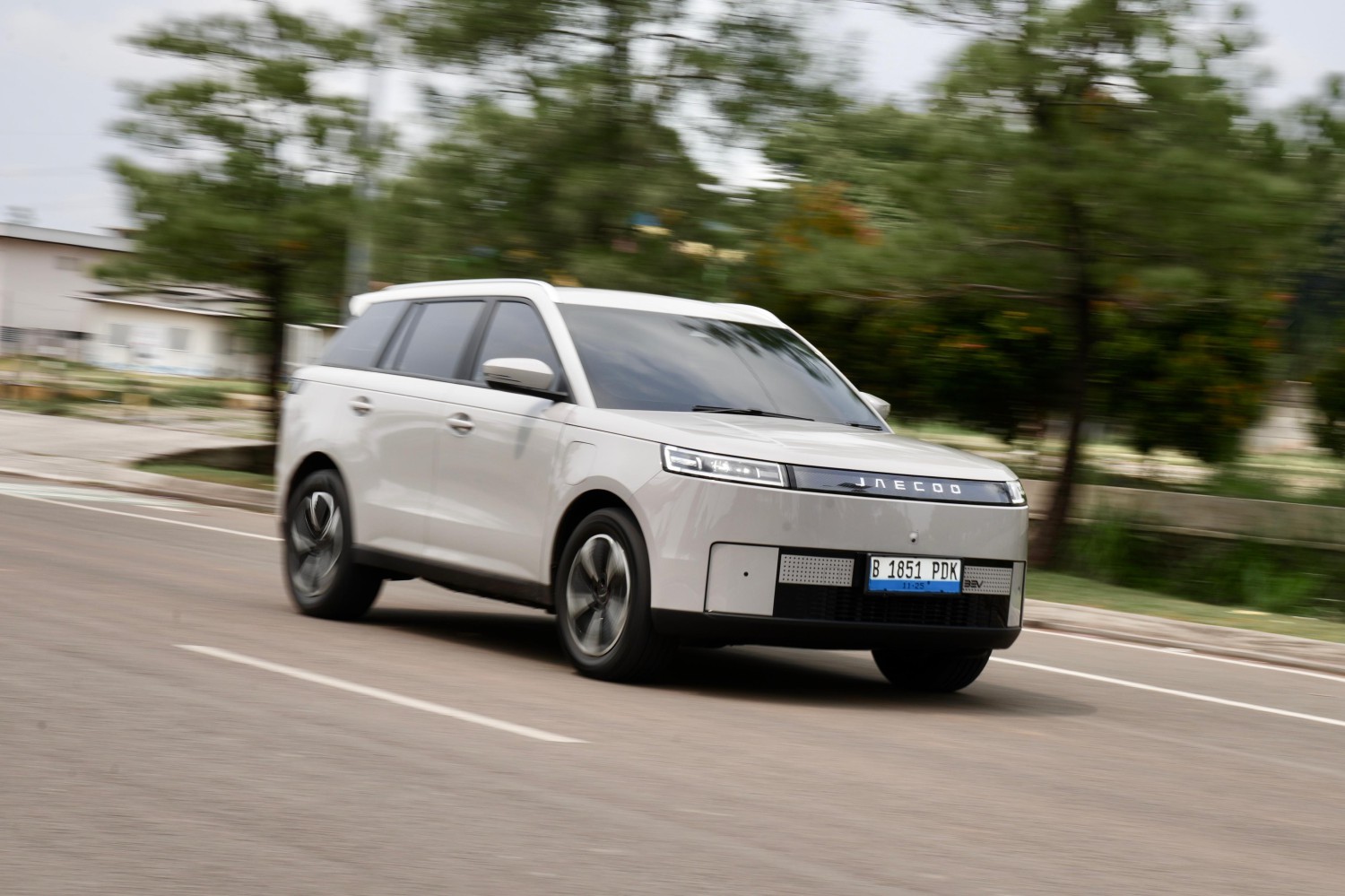 Bisa Jadi Andalan Saat Krisis BBM, JAECOO J5 EV Bisa Seirit Ini