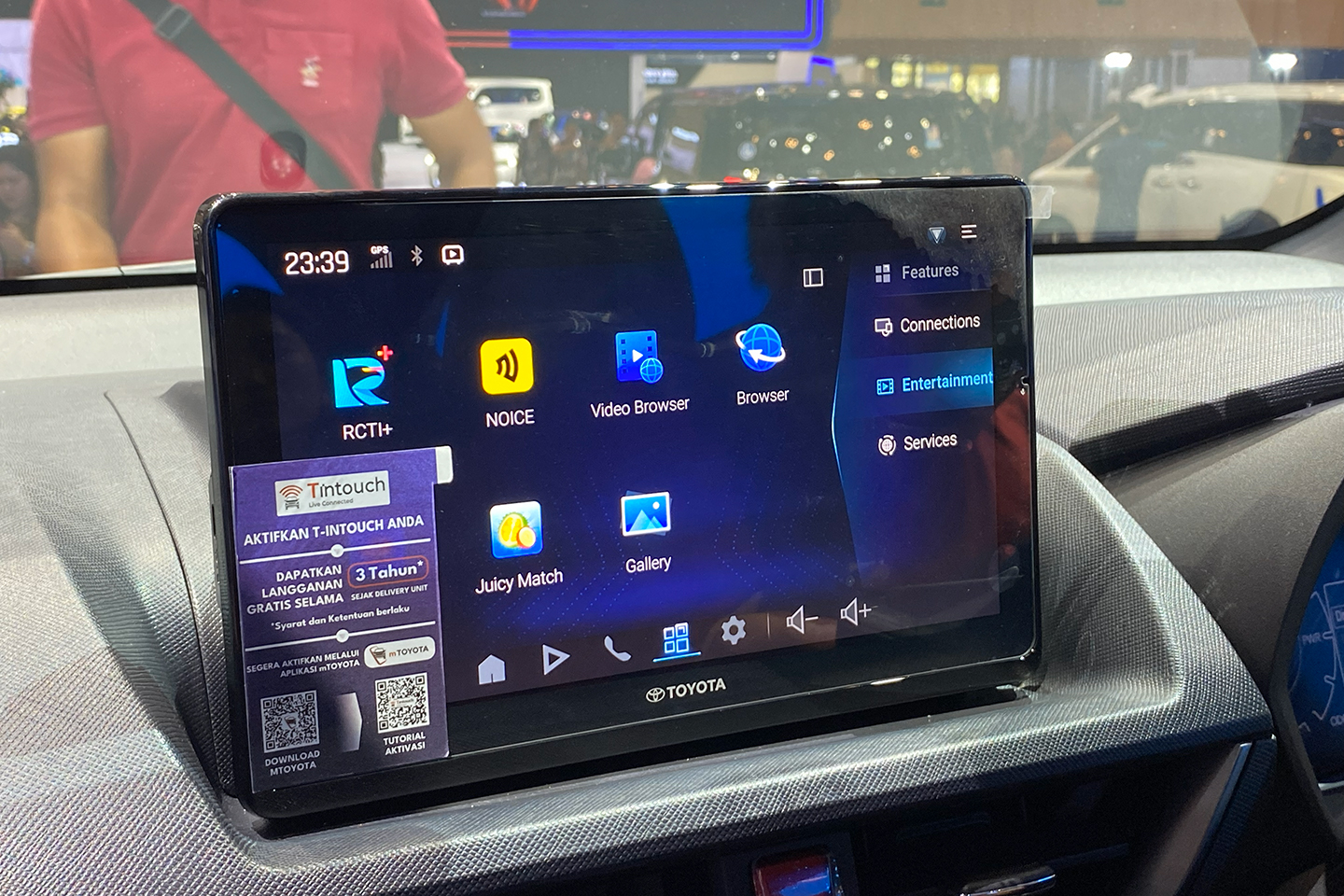 Headunit Superior Ada Di Toyota Veloz HEV, Bisa Streaming Lho