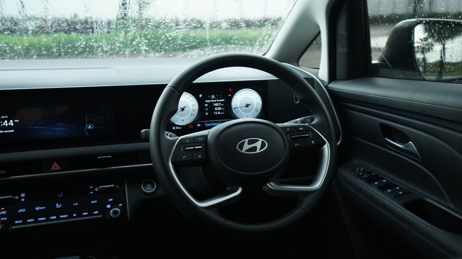Ini Deret Fitur Super Lengkap Di Hyundai Stargazer Cartenz Prime
