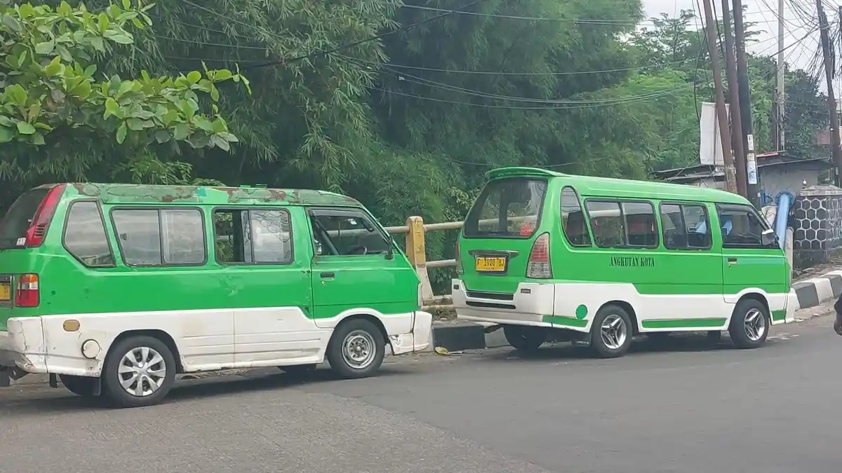 Total 54 Angkot Dirazia Dishub Bogor, Sejumlah Sopir Tak Bawa Surat Wajib Ini