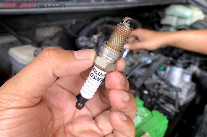 Ternyata Busi Mobil Punya Umur Pakai, Ini Waktu Ideal Penggantian!