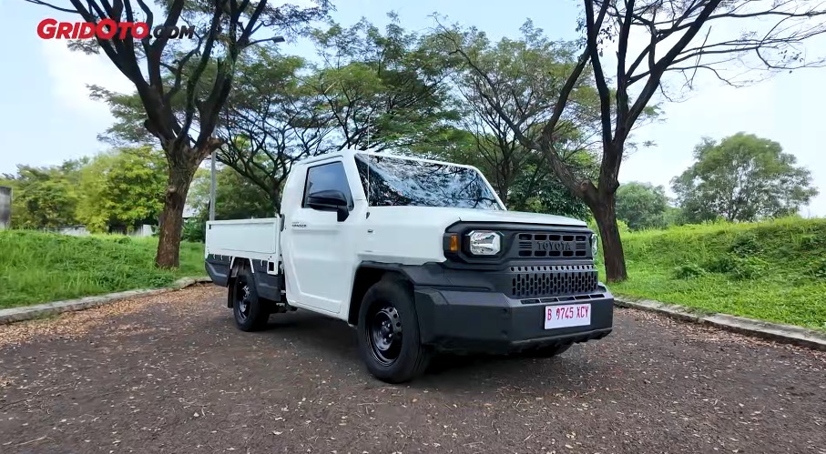 Toyota, Torsi Beda Signifikan Nyaris 2 Kali Lipat, Intip Selisih Harga Toyota Hilux Rangga Bensin Vs Diesel Terbaru