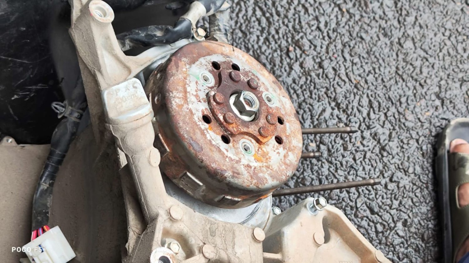 Masuk Musim Hujan, Magnet Motor Matic Rawan Berkarat Karena Ini