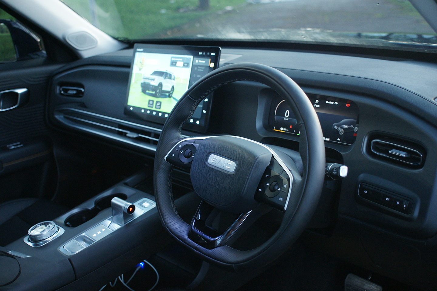 Interior BAIC BJ30 Hybrid AWD, Maskulin Dengan Posisi Duduk Tinggi